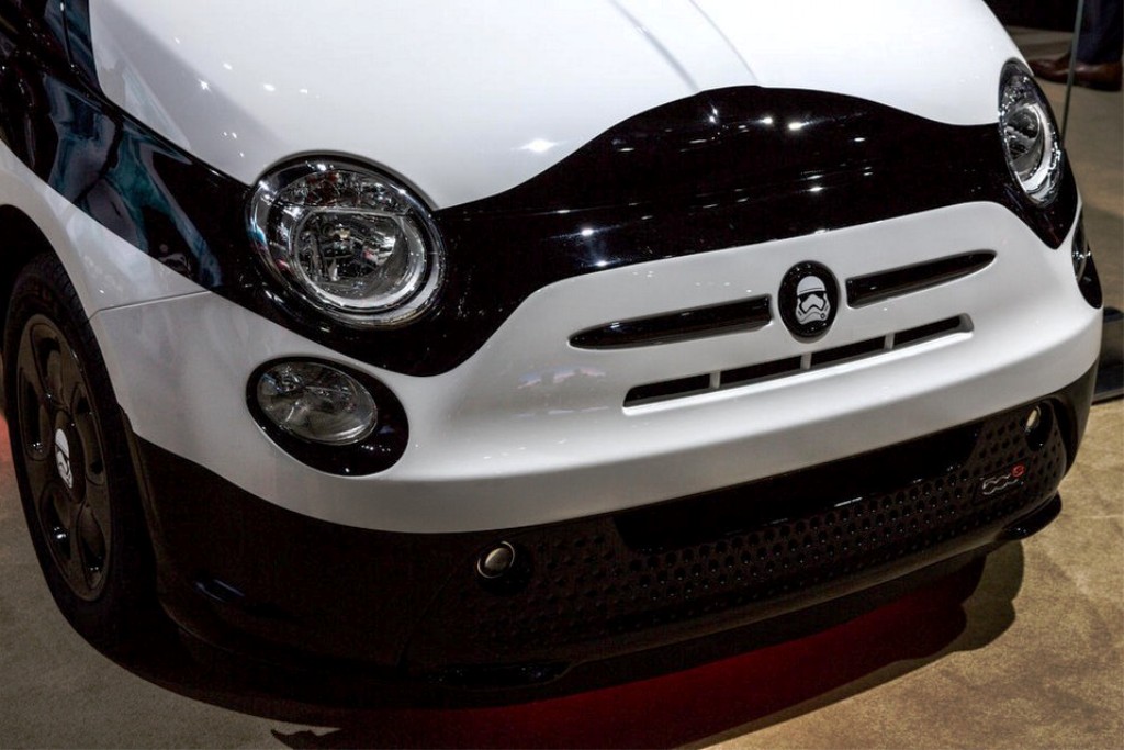FIAT 500e STORMTROOPER CONCEPT: PROMOVENDO A SAGA ‘STAR WARS’ EM LOS ANGELES, foto 15