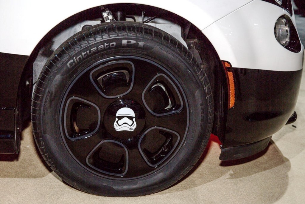 FIAT 500e STORMTROOPER CONCEPT: PROMOVENDO A SAGA ‘STAR WARS’ EM LOS ANGELES, foto 17