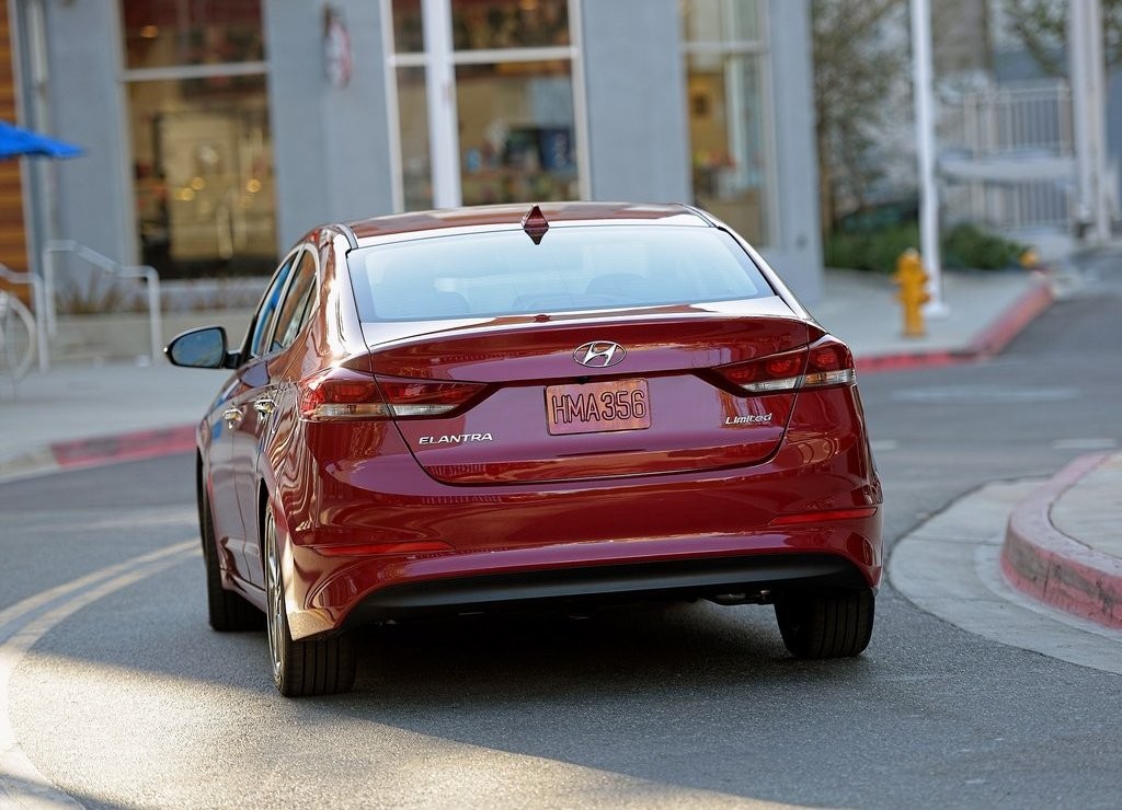 HYUNDAI ELANTRA RENOVADO É MOSTRADO NOS ESTADOS UNIDOS, foto 15