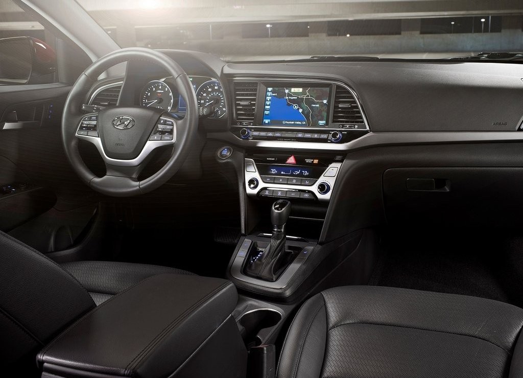 HYUNDAI ELANTRA RENOVADO É MOSTRADO NOS ESTADOS UNIDOS, foto 18