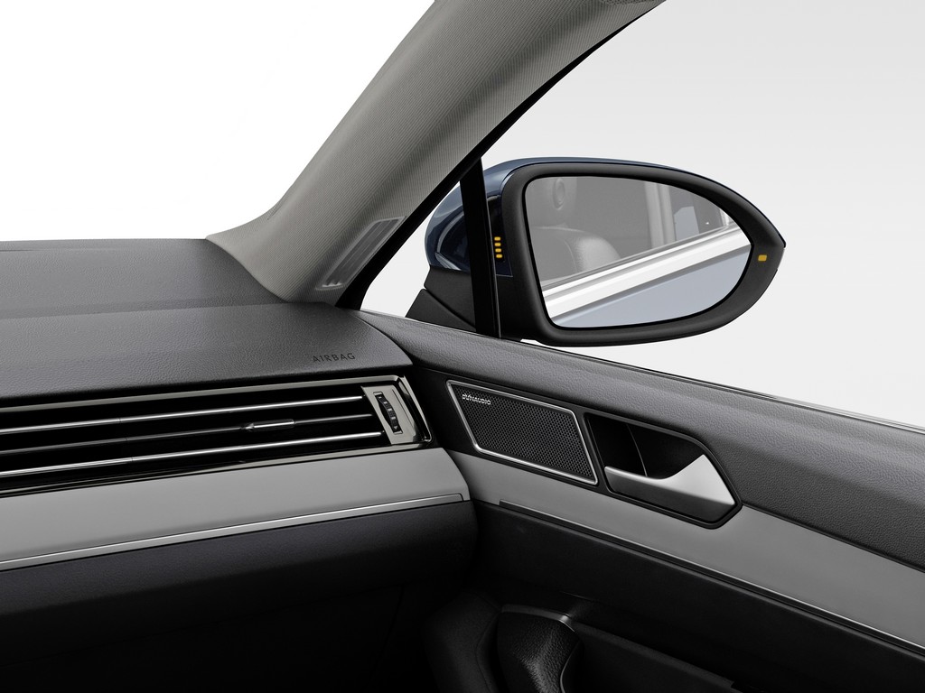NOVO VOLKSWAGEN PASSAT CHEGA AO BRASIL EM 2016, foto 8