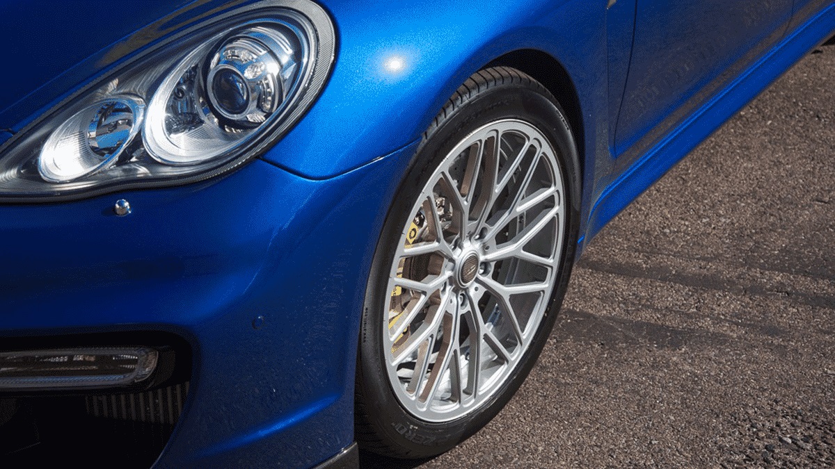 VORSTEINER DÁ UM TOQUE NO PORSCHE PANAMERA TURBO, foto 3