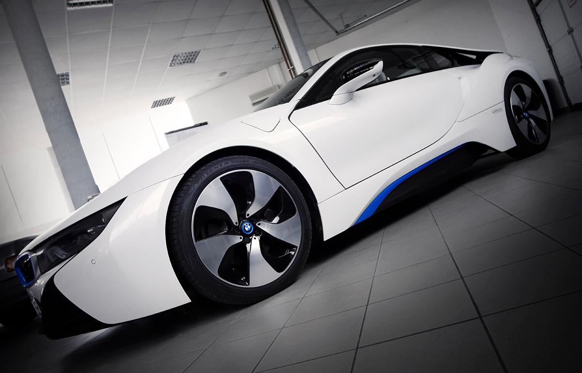 GABURA TRABALHA EM PROJETO PARA COLOCAR NO BMW i8 UM MOTOR V8 DE 800 CV, foto 1