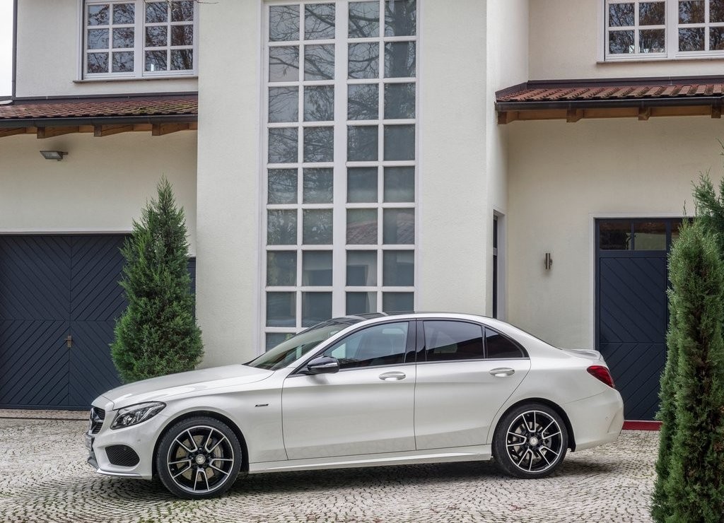 MERCEDES-BENZ C 450 AMG 4MATIC É LANÇADO NO BRASIL BRASIL, foto 7