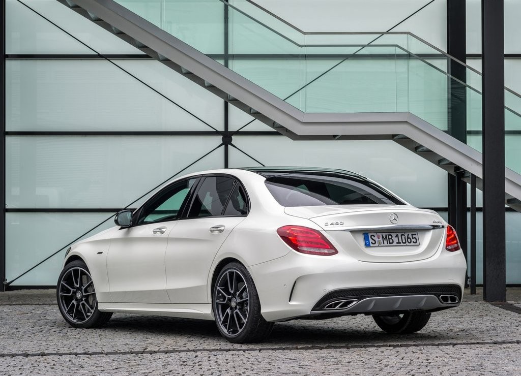 MERCEDES-BENZ C 450 AMG 4MATIC É LANÇADO NO BRASIL BRASIL, foto 9