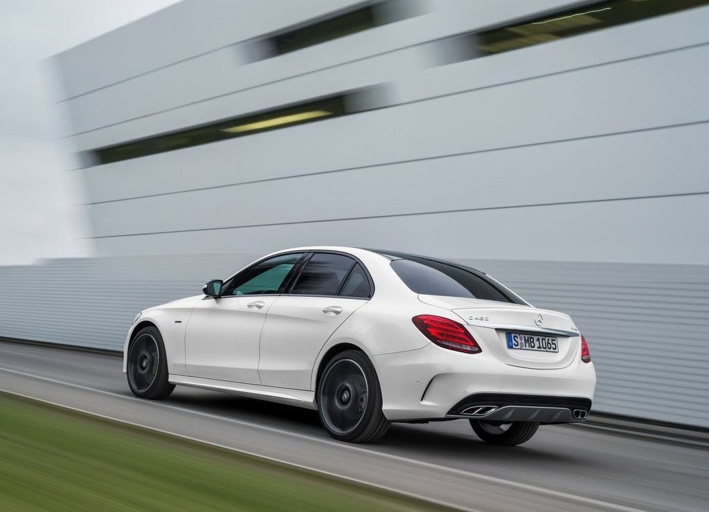 MERCEDES-BENZ C 450 AMG 4MATIC É LANÇADO NO BRASIL BRASIL, foto 12