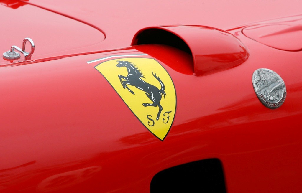 FERRARI F290 MM PILOTADO POR FANGIO EM 1956 FOI VENDIDO POR 25,5 MILHÕES DE EUROS, foto 7