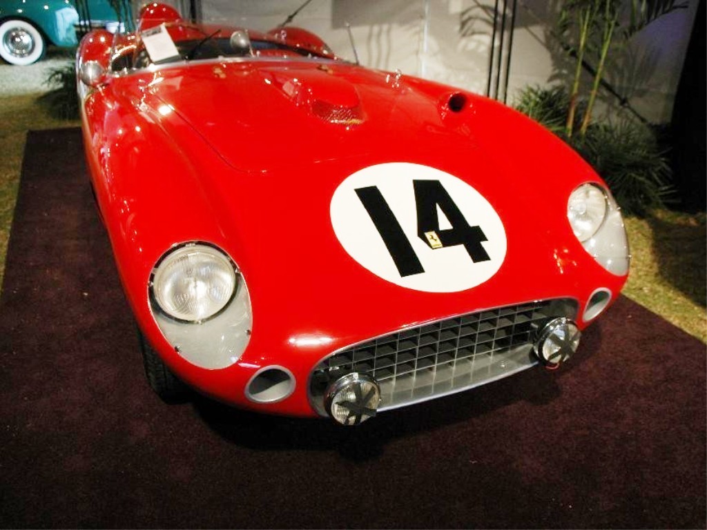 FERRARI F290 MM PILOTADO POR FANGIO EM 1956 FOI VENDIDO POR 25,5 MILHÕES DE EUROS, foto 14