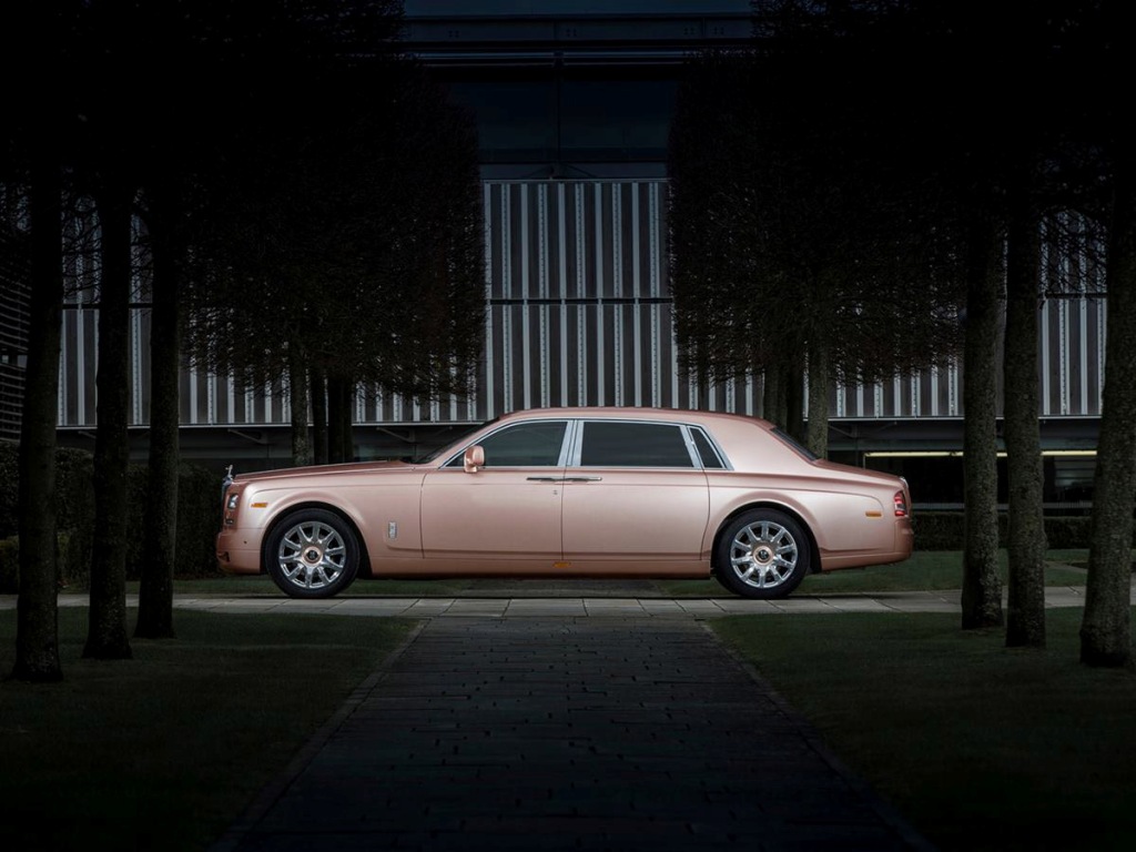 ROLLS-ROYCE APRESENTA O PHANTOM SUNRISE EXTENDED WHEELBASE, foto 2