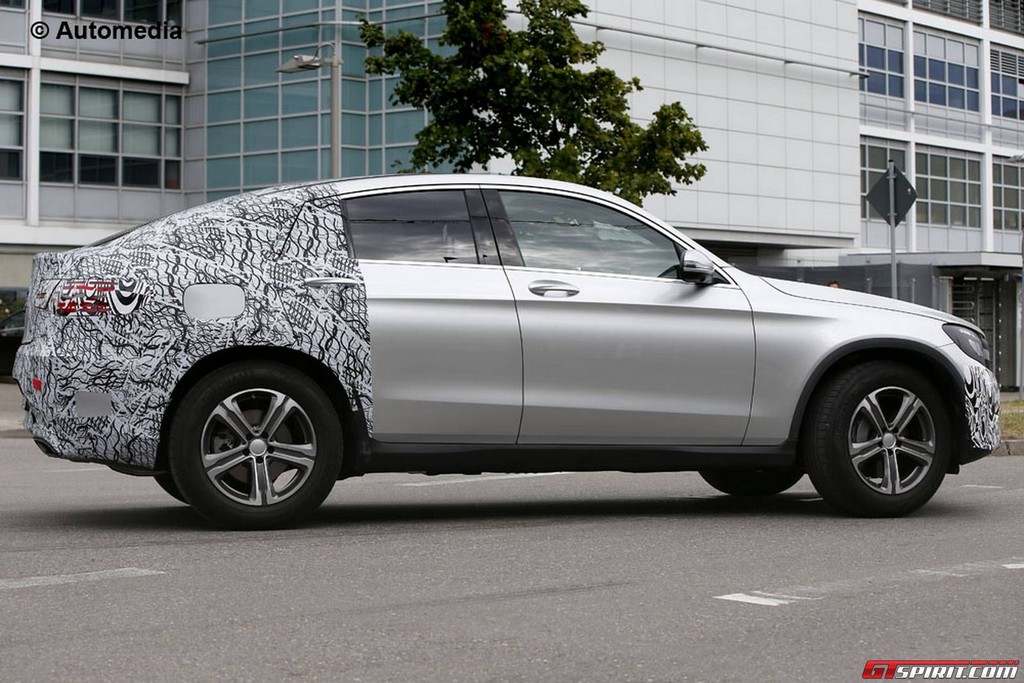MERCEDES-BENZ GLC COUPE: VEJA UM VÍDEO DO MODELO EM TESTES, foto 3