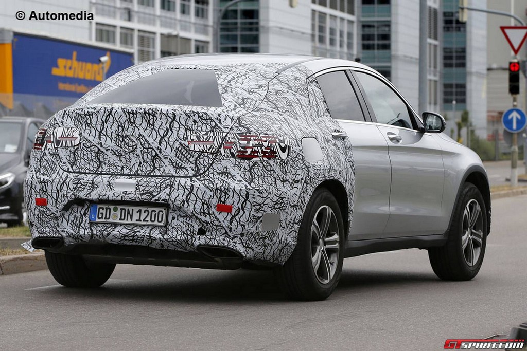 MERCEDES-BENZ GLC COUPE: VEJA UM VÍDEO DO MODELO EM TESTES, foto 5