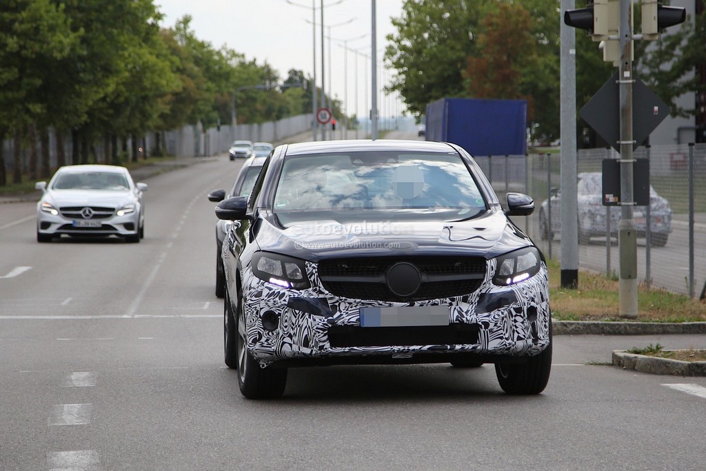 MERCEDES-BENZ GLC COUPE: VEJA UM VÍDEO DO MODELO EM TESTES, foto 7