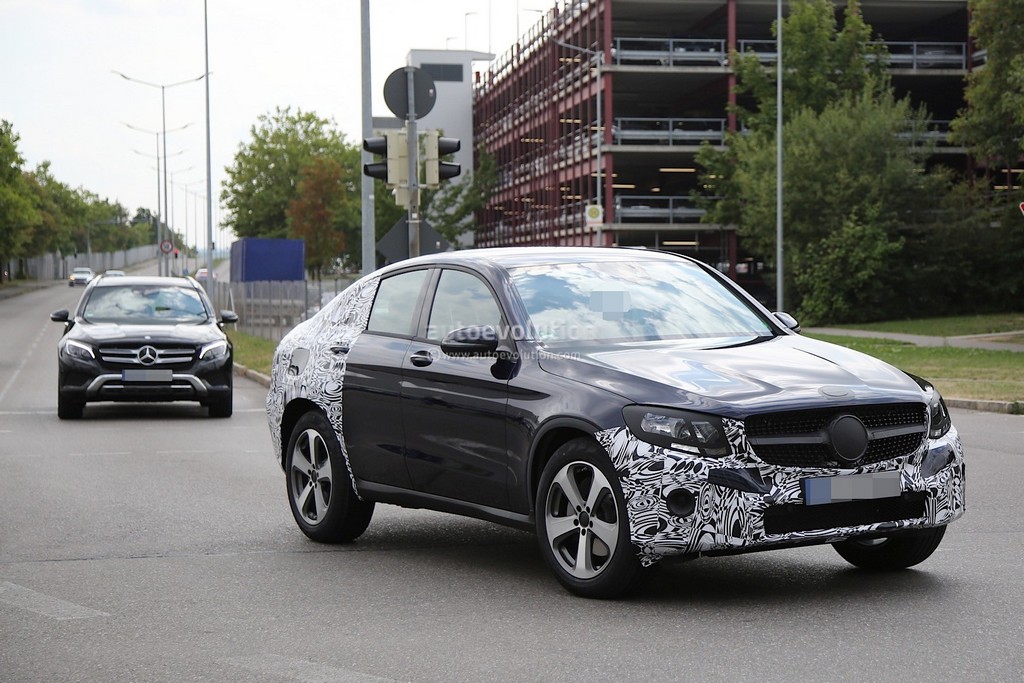 MERCEDES-BENZ GLC COUPE: VEJA UM VÍDEO DO MODELO EM TESTES, foto 9
