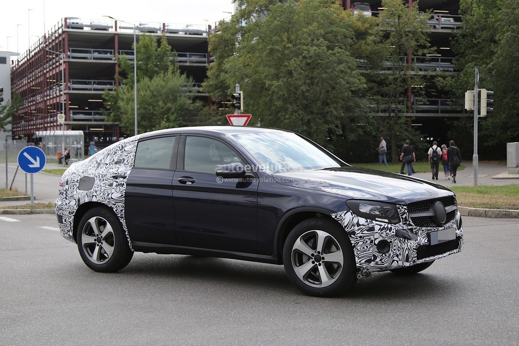 MERCEDES-BENZ GLC COUPE: VEJA UM VÍDEO DO MODELO EM TESTES, foto 10