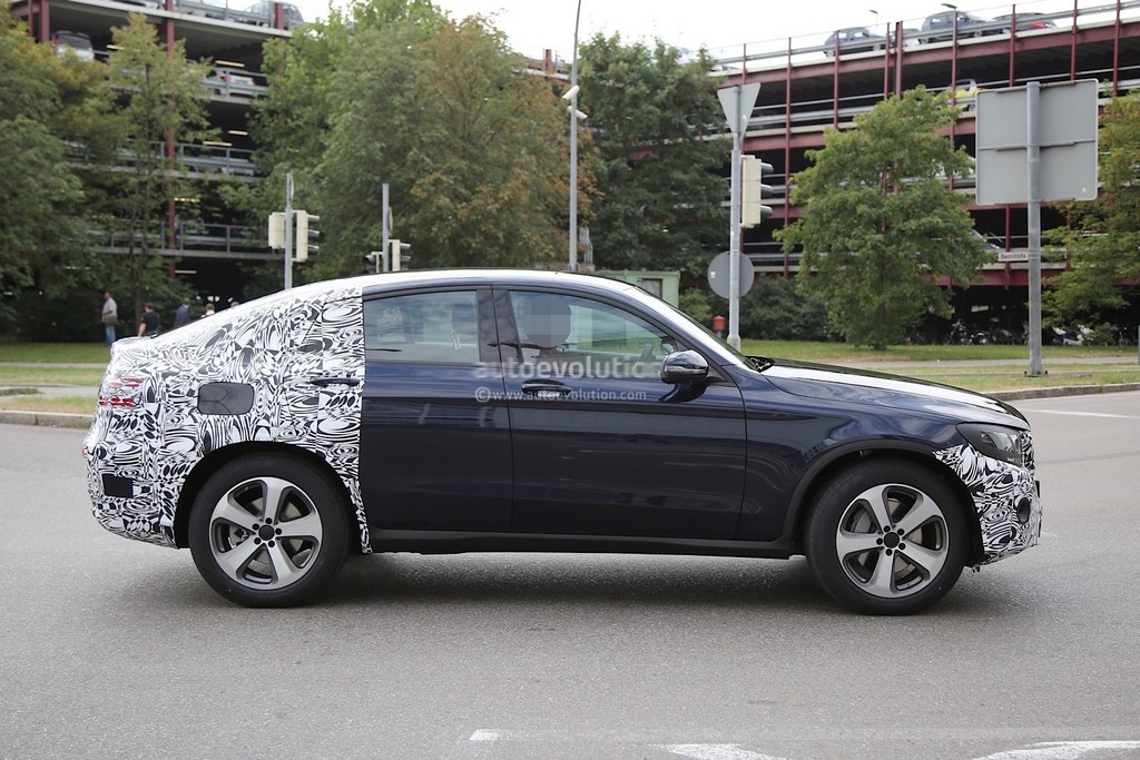 MERCEDES-BENZ GLC COUPE: VEJA UM VÍDEO DO MODELO EM TESTES, foto 11