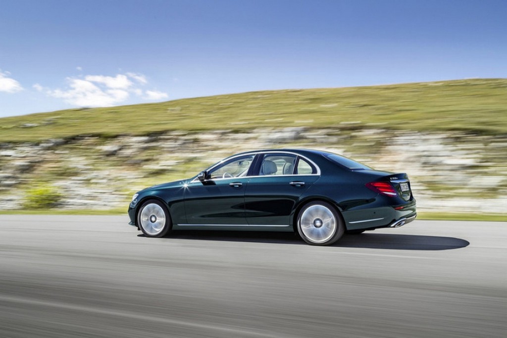 SURGEM AS PRIMEIRAS IMAGENS OFICIAIS DO NOVO MERCEDES-BENZ E CLASS, foto 2