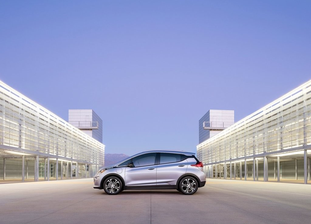 CHEVROLET REVELA O BOLT EV, foto 3