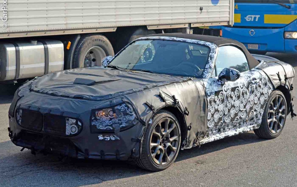 FIAT 124 SPIDER NA VERSÃO ABARTH ESTÁ EM DESENVOLVIMENTO, foto 1