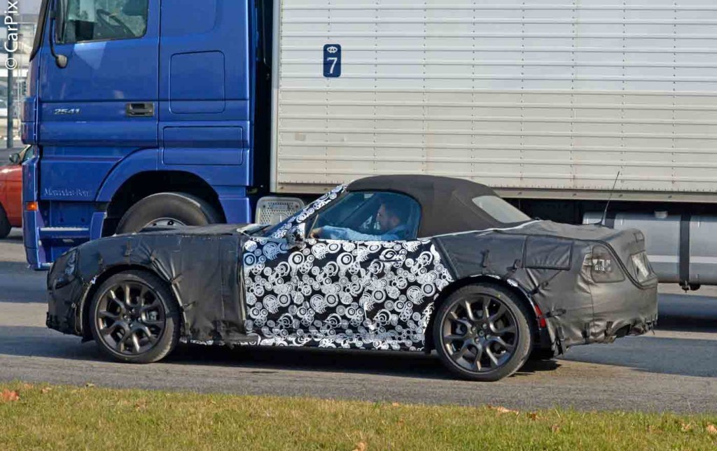 FIAT 124 SPIDER NA VERSÃO ABARTH ESTÁ EM DESENVOLVIMENTO, foto 4