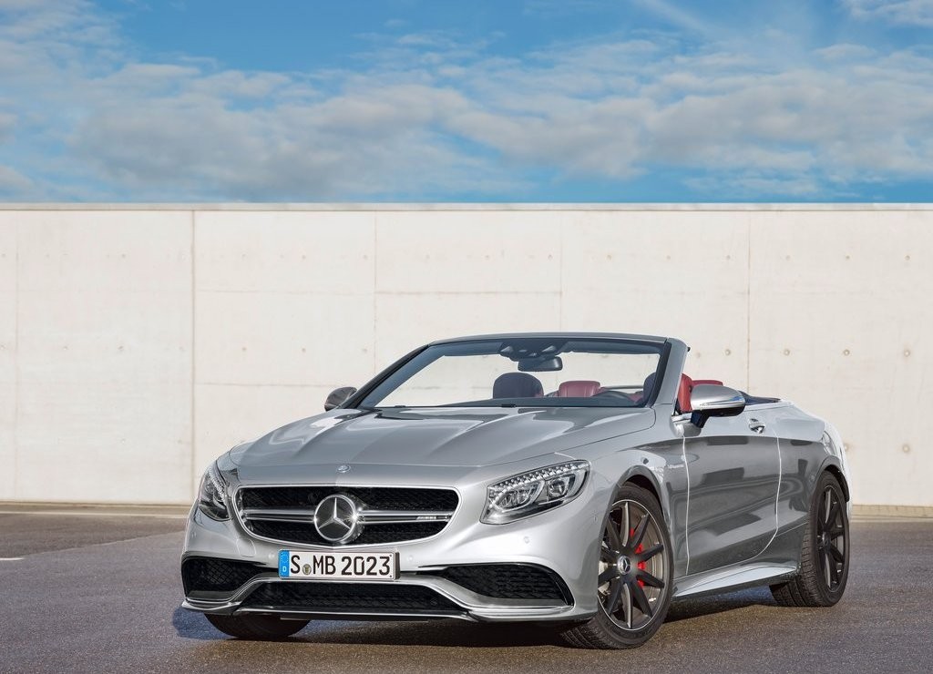 MERCEDES-AMG S 63 CABRIOLET APRESENTA EDIÇÃO COMEMORATIVA EM DETROIT, foto 1