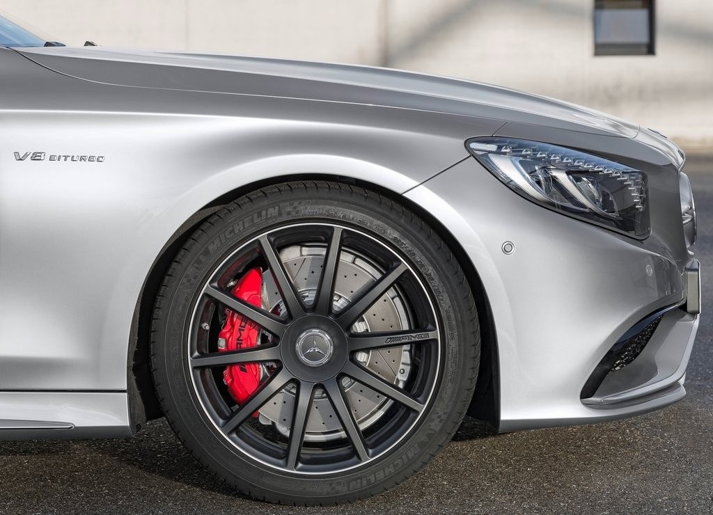 MERCEDES-AMG S 63 CABRIOLET APRESENTA EDIÇÃO COMEMORATIVA EM DETROIT, foto 19