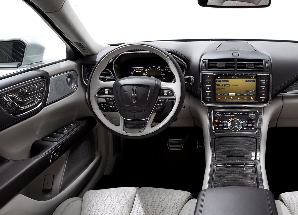 LINCOLN CONTINENTAL 2017: O LUXO AMERICANO ESTÁ DE VOLTA A DETROIT, foto 10