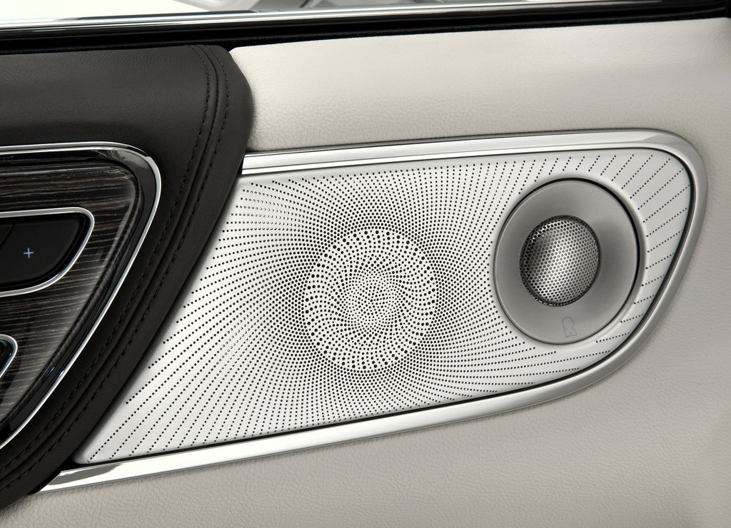LINCOLN CONTINENTAL 2017: O LUXO AMERICANO ESTÁ DE VOLTA A DETROIT, foto 16