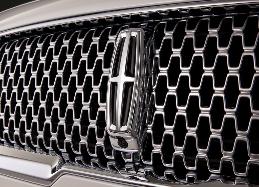 LINCOLN CONTINENTAL 2017: O LUXO AMERICANO ESTÁ DE VOLTA A DETROIT, foto 18