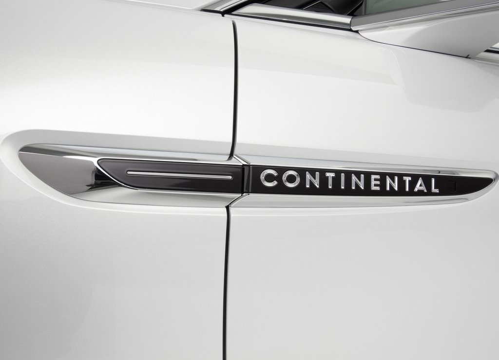 LINCOLN CONTINENTAL 2017: O LUXO AMERICANO ESTÁ DE VOLTA A DETROIT, foto 20