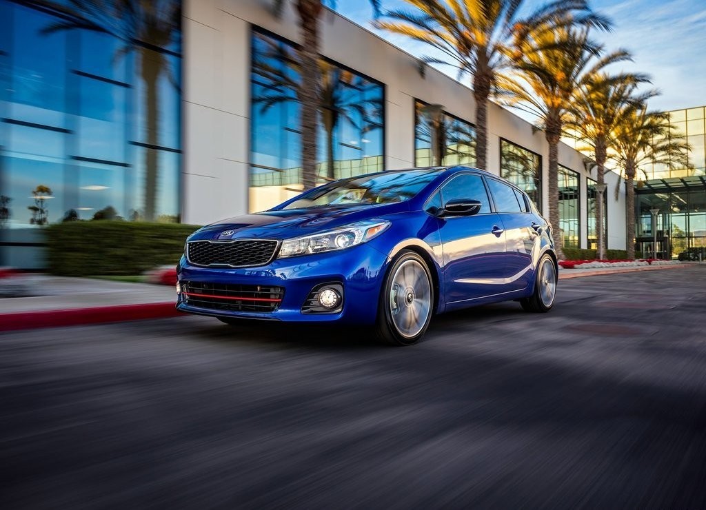 KIA FORTE E KIA FORTE5 SÃO APRESENTADOS EM DETROIT, foto 11