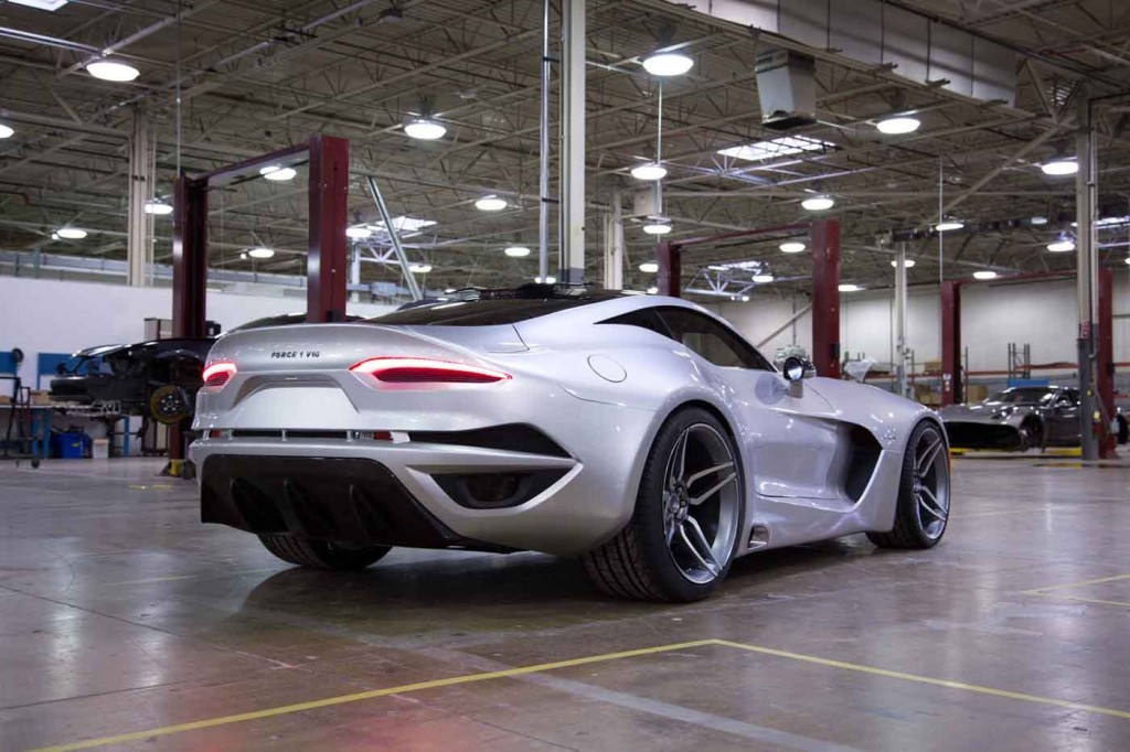VLF FORCE 1: UM DODGE VIPER AOS OLHOS DE HENRIK FISKER, foto 2