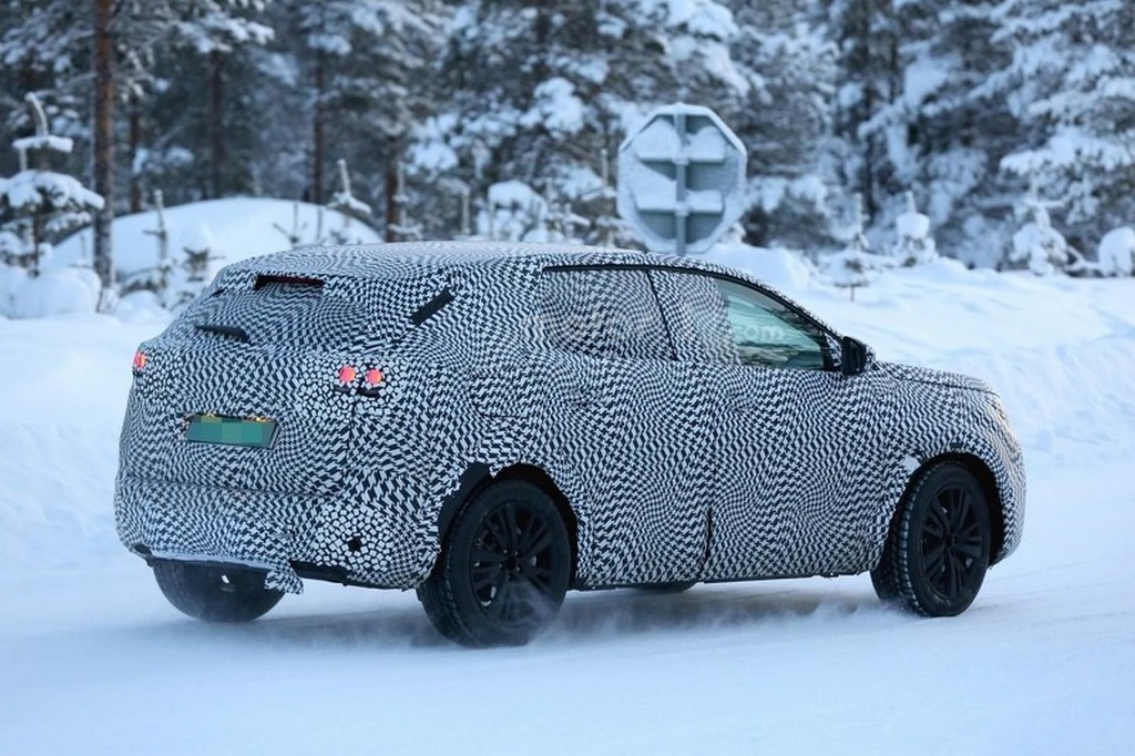 SEGUNDA GERAÇÃO DO PEUGEOT 3008 SEGUE EM TESTES, foto 10