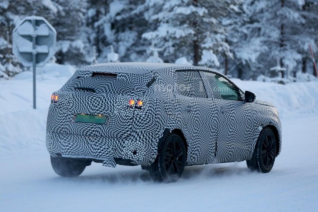 SEGUNDA GERAÇÃO DO PEUGEOT 3008 SEGUE EM TESTES, foto 11