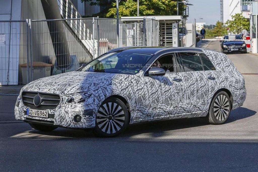 NOVO MERCEDES-BENZ E CLASS ESTATE TERÁ VERSÃO AVENTUREIRA, foto 1