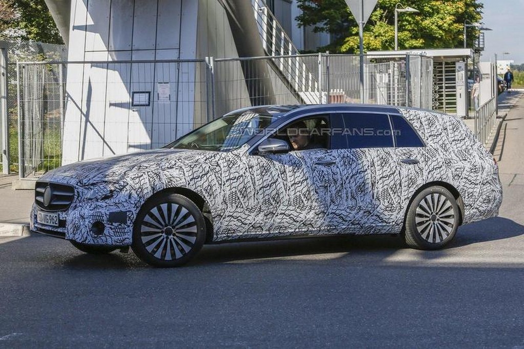 NOVO MERCEDES-BENZ E CLASS ESTATE TERÁ VERSÃO AVENTUREIRA, foto 4