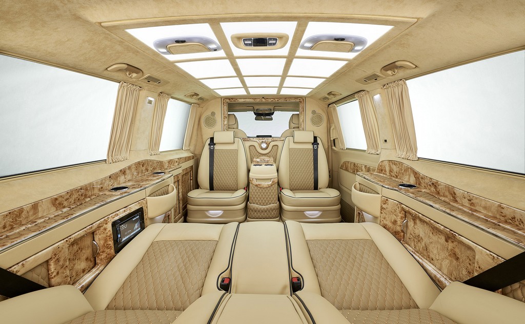 MERCEDES-BENZ V CLASS BLACK CRYSTAL: O ÚLTIMO TRABALHO DA LARTE DESIGN, foto 2