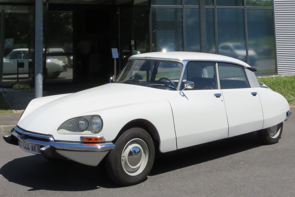 RÉTROMOBILE 2016: DS E SM EM DESTAQUE, foto 2
