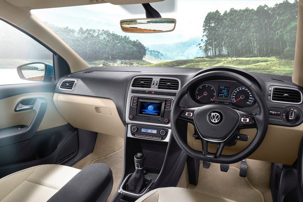 VOLKSWAGEN AMEO ESTRÉIA NA ÍNDIA, foto 5