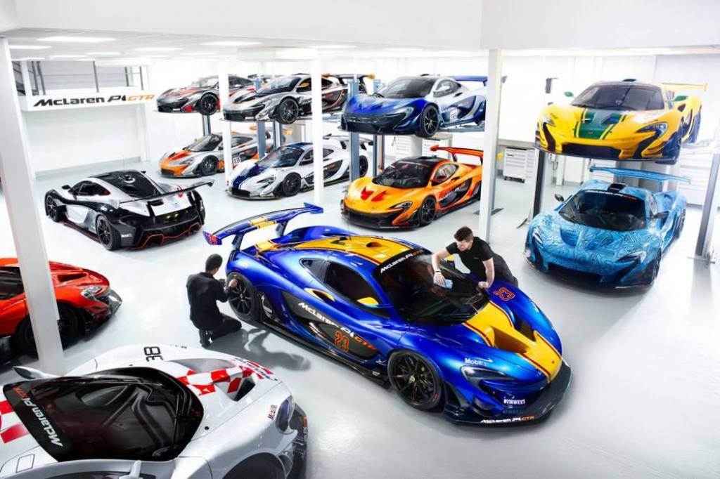 A OFICINA DOS SONHOS: DOZE EXEMPLARES DO McLAREN P1 GTR REUNIDOS, foto 1