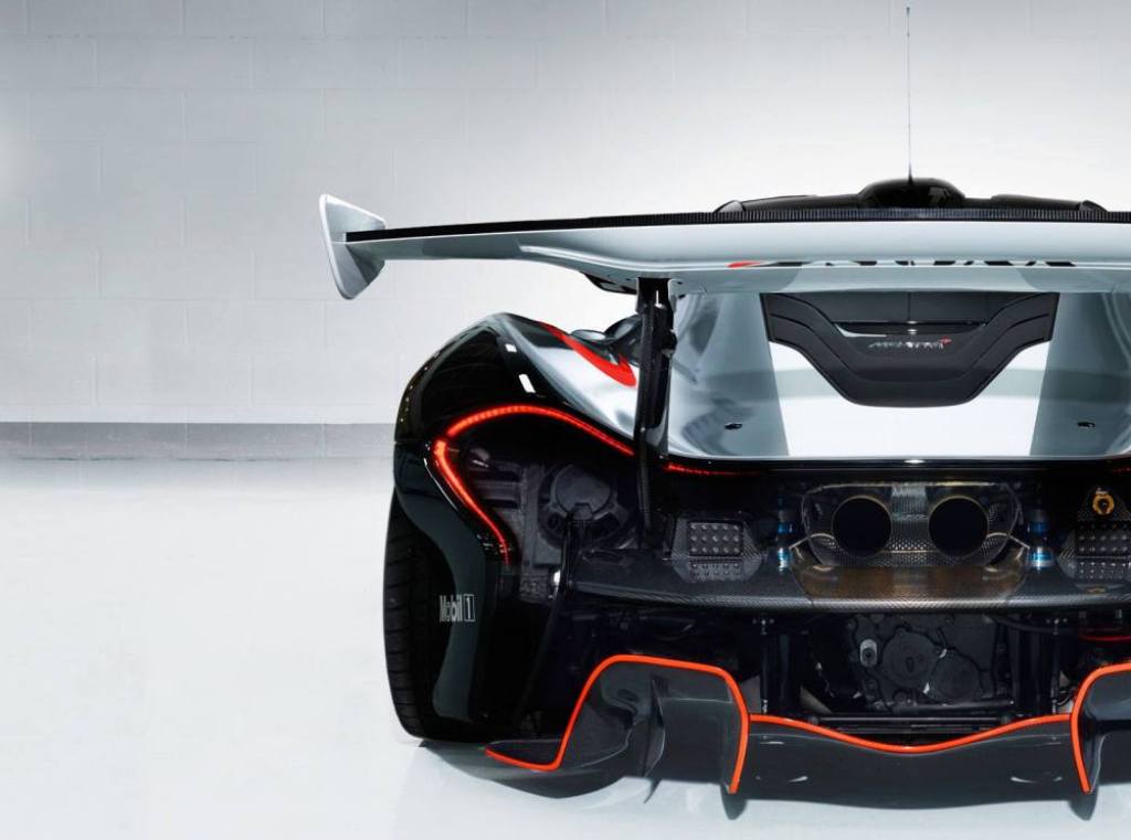 A OFICINA DOS SONHOS: DOZE EXEMPLARES DO McLAREN P1 GTR REUNIDOS, foto 7