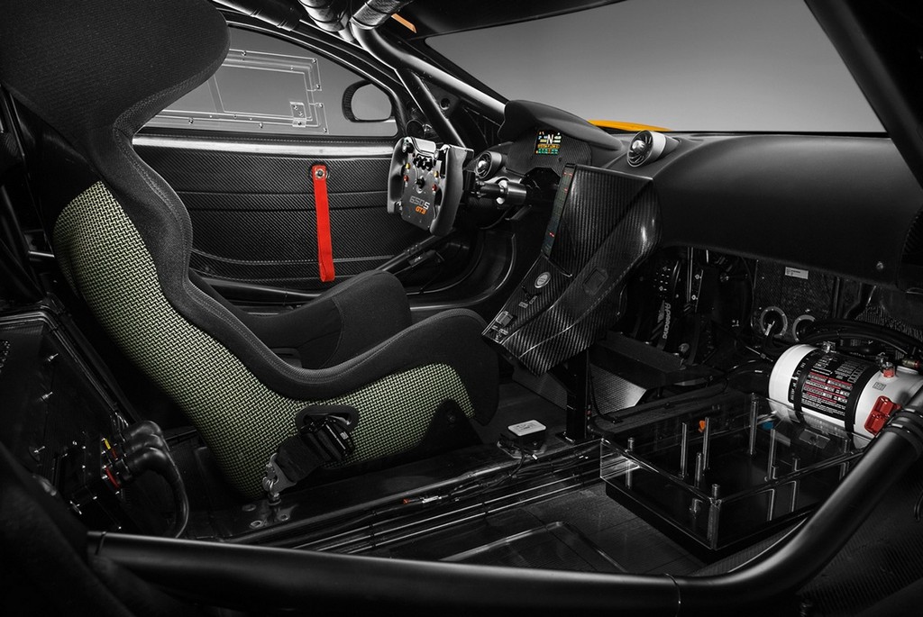 McLAREN 650S GT3 SURGE RENOVADO PARA OS CIRCUITOS, foto 7