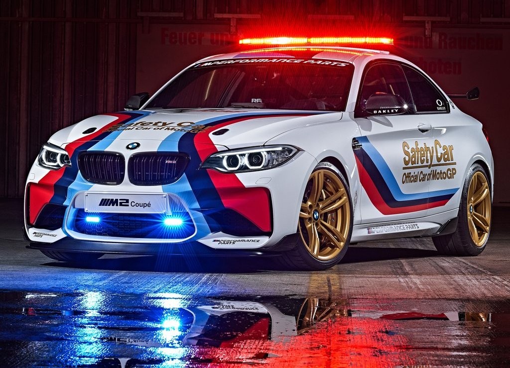 BMW APRESENTA O M2 MOTOGP SAFETY CAR, foto 1