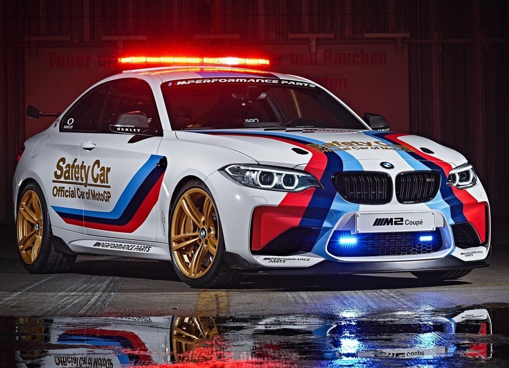 BMW APRESENTA O M2 MOTOGP SAFETY CAR, foto 2