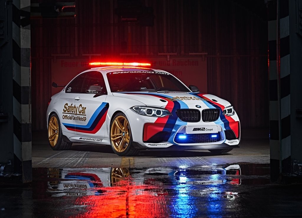 BMW APRESENTA O M2 MOTOGP SAFETY CAR, foto 4