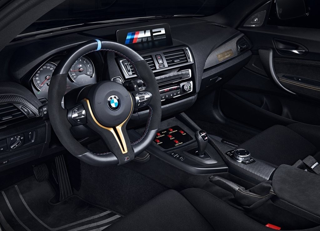BMW APRESENTA O M2 MOTOGP SAFETY CAR, foto 10