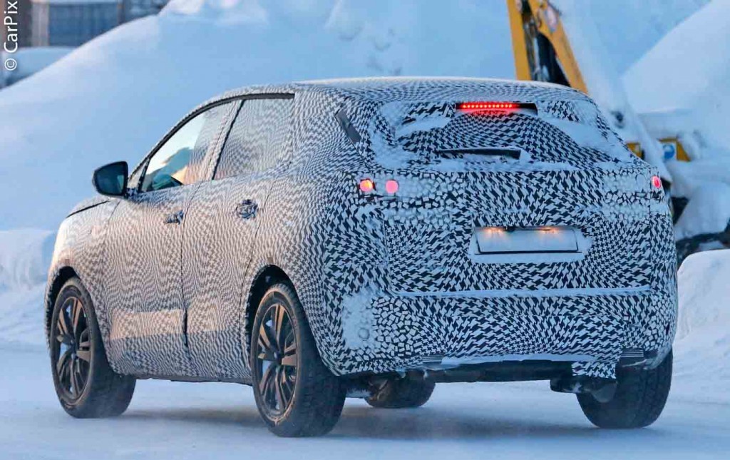 PEUGEOT 3008 SEGUE EM TESTES DE DESENVOLVIMENTO, foto 10