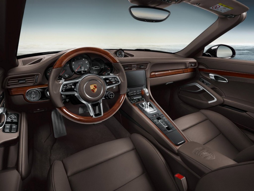 PORSCHE EXCLUSIVE APRESENTA UM 911 CARRERA S CABRIOLET PARA OS CLIENTES MAIS CLÁSSICOS, foto 4