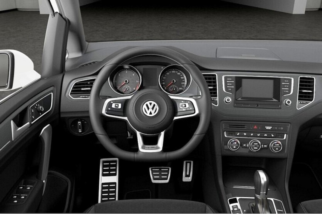 VOLKSWAGEN APRESENTA NA EUROPA O GOLF SPORTSVAN R-LINE, foto 5