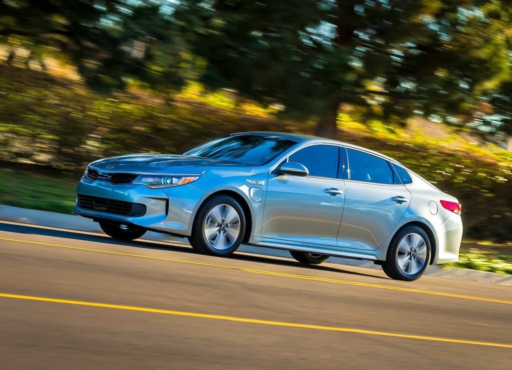 KIA OPTIMA COM VERSÕES HÍBRIDA E HÍBRIDA PLUG-IN EM CHICAGO, foto 6