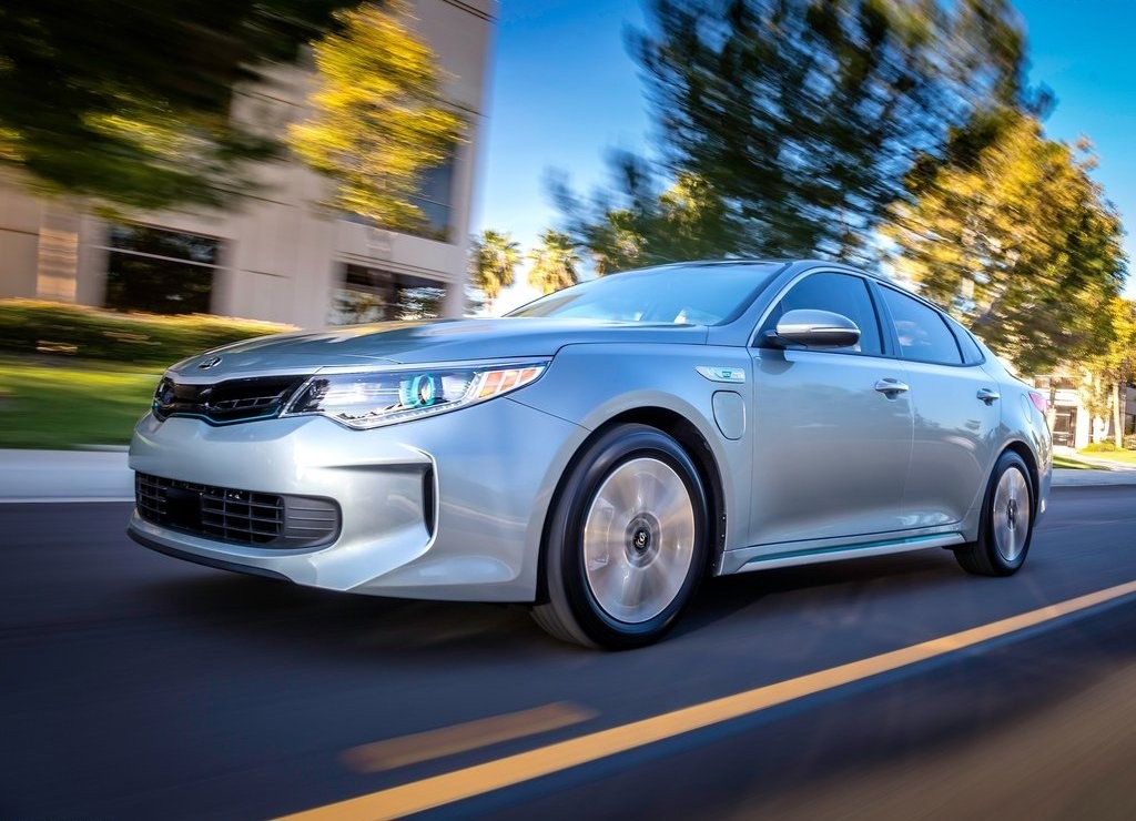 KIA OPTIMA COM VERSÕES HÍBRIDA E HÍBRIDA PLUG-IN EM CHICAGO, foto 7